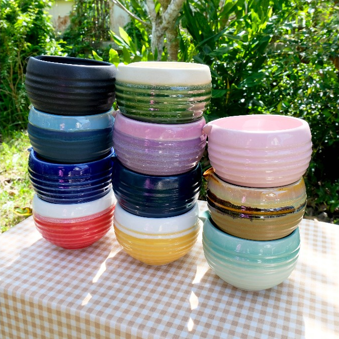 Araya Clay & Craft ถ้วยชงชา Matcha รุ่น Mizu (ลอนเล็ก) สำหรับคนรักมัทฉะ ถ้วยชงชาเขียว ดีไซน์คล่องมือ ไม่กระฉอก