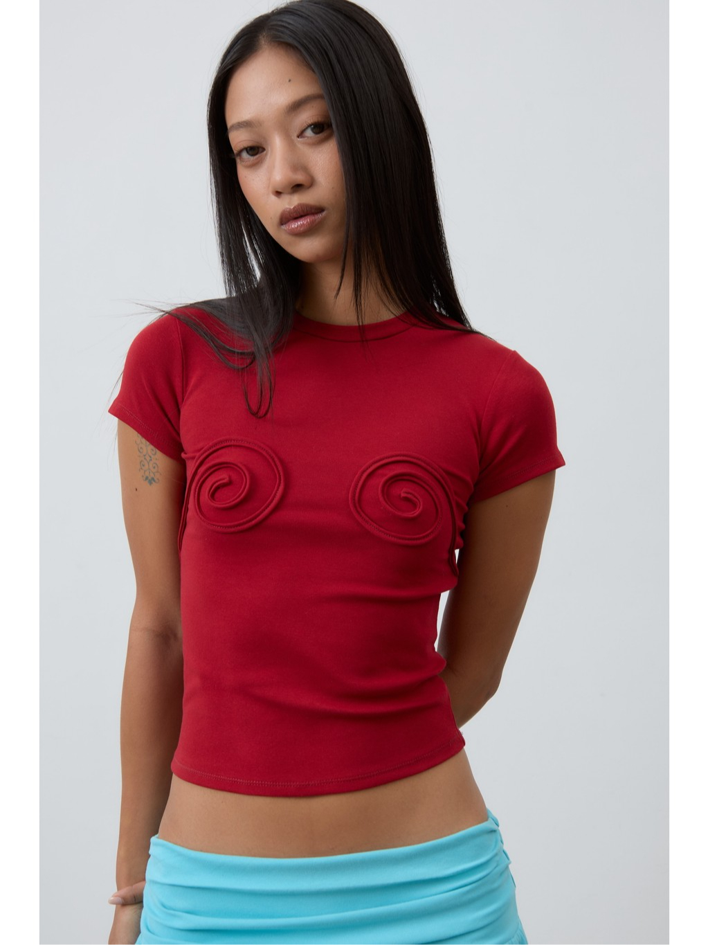 ENDOFMARRCH | Spiral Ruffle Top เสื้อ ผ้ายืด เว้าหลัง