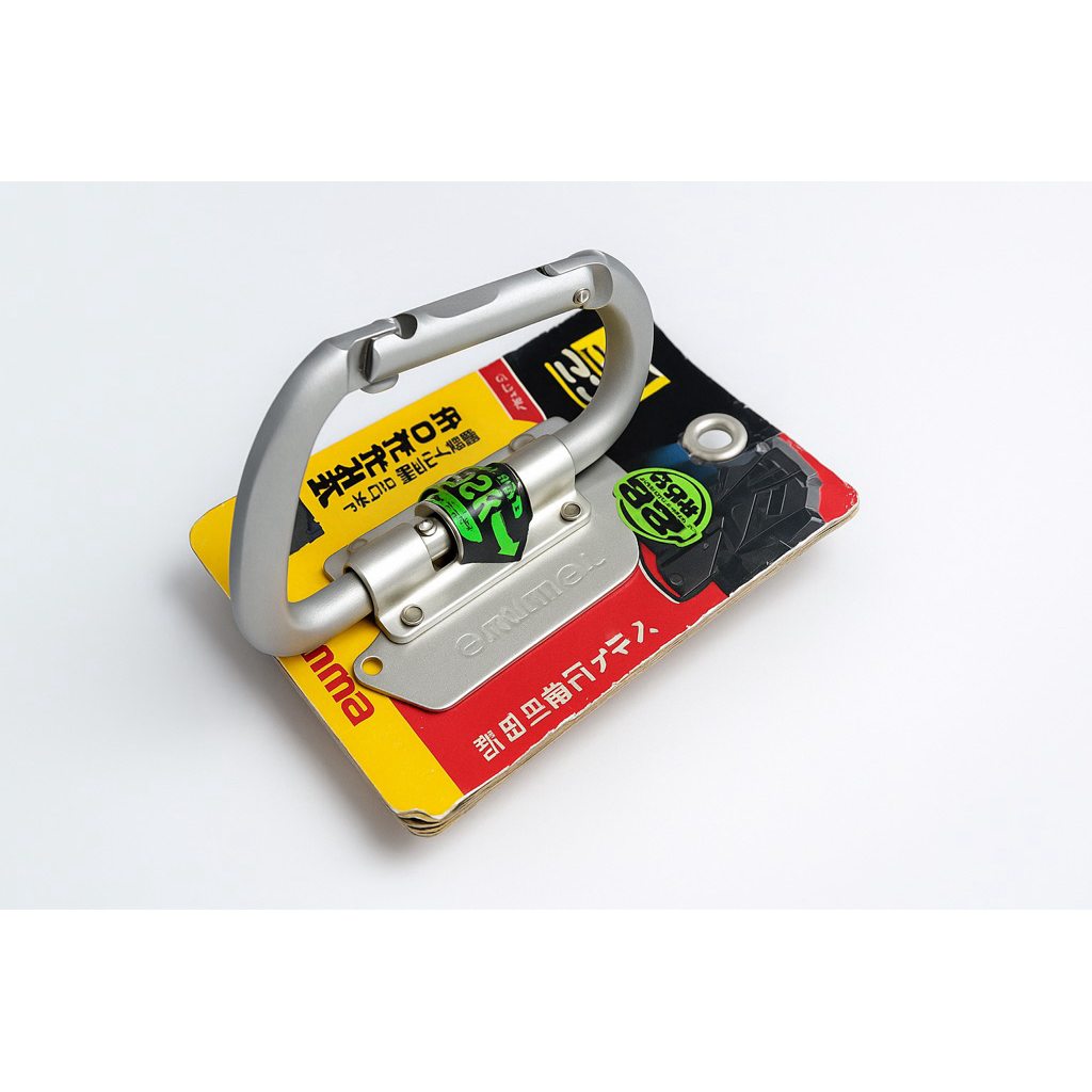 TAJIMAตะขอแขวนเครื่องมือพร้อมตัวล็อคสำหรับเข็มขัด