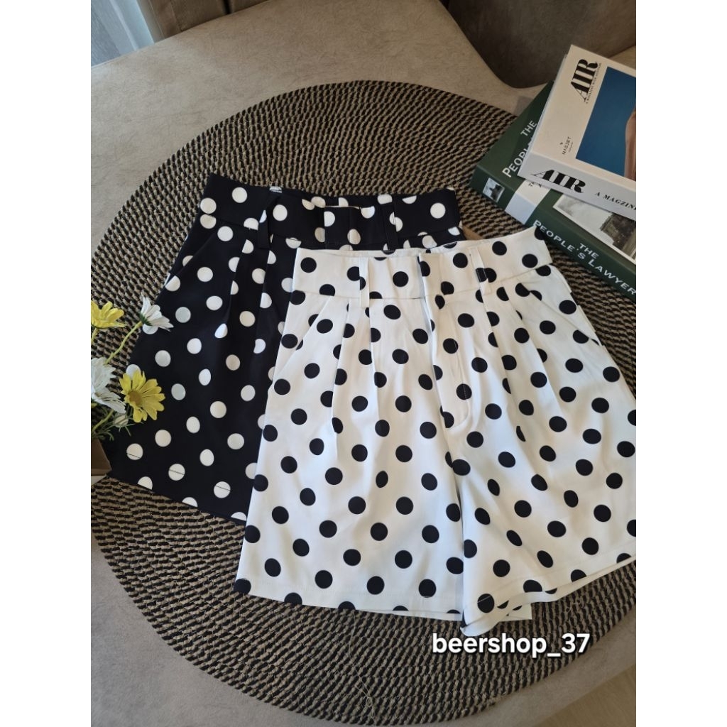 กางเกงขาสั้นเอวสูงจีบหน้า2จีบ ลายจุดใหญ่,จุดเล็ก Polka dot S-3xl ป้ายB2N
