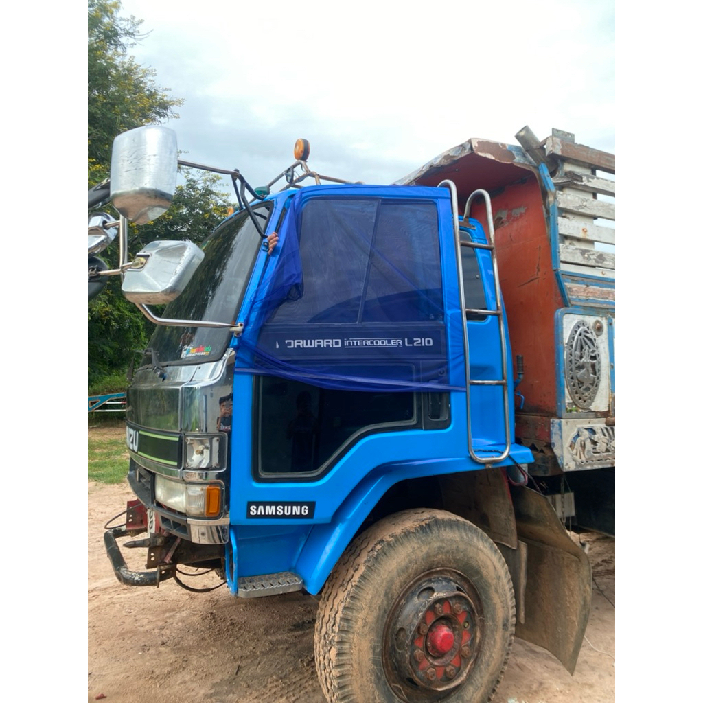 มุ้งกันยุงรถบรรทุก6ล้อ10ล้อ18ล้อแบบยางยืดครอบประตู1ชุดมี2ชิ้น ใส่รถได้ทุกรุ่น