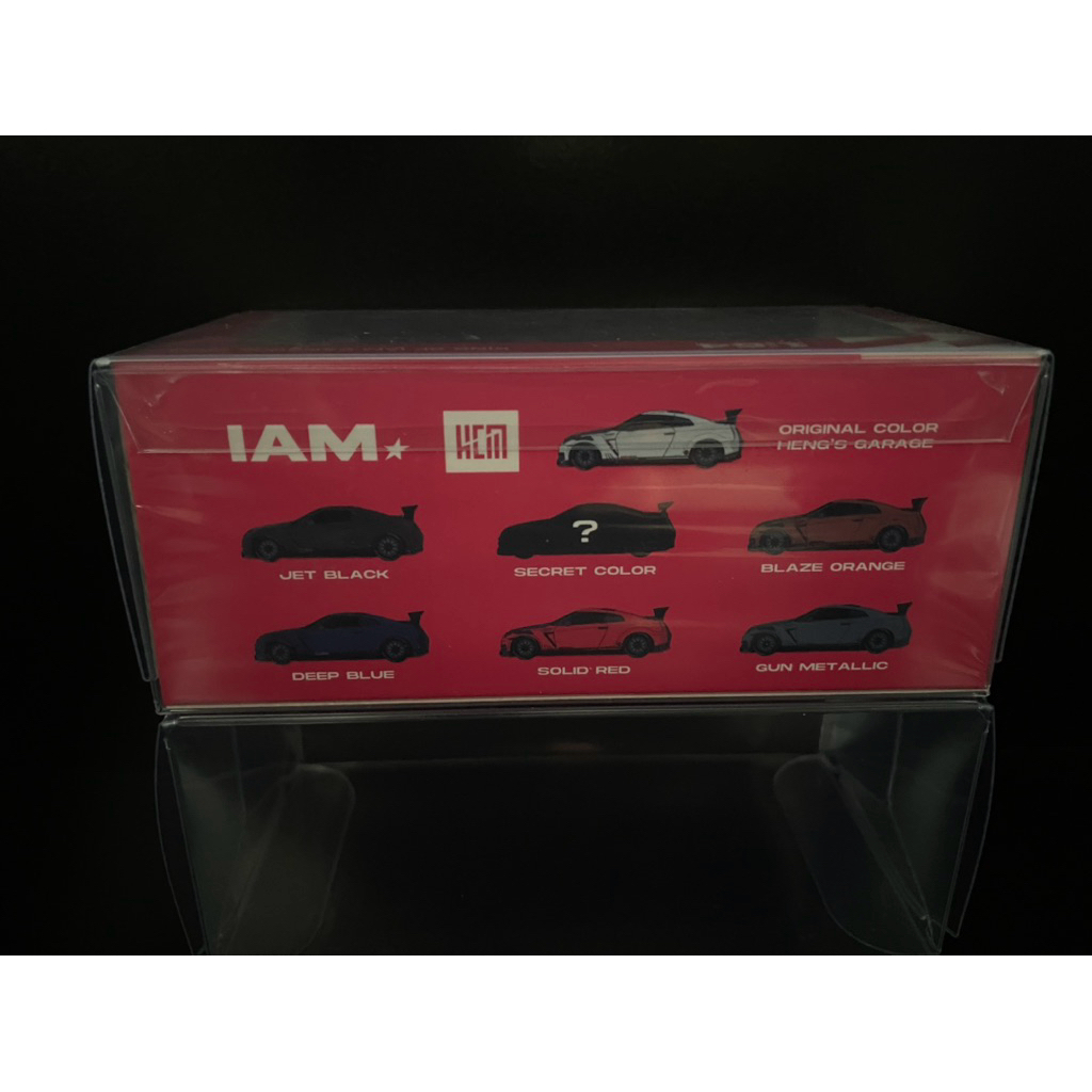 สีพิเศษ Nissan GT-R (R35) Top secret Hang Garage พร้อมลายเซ็น