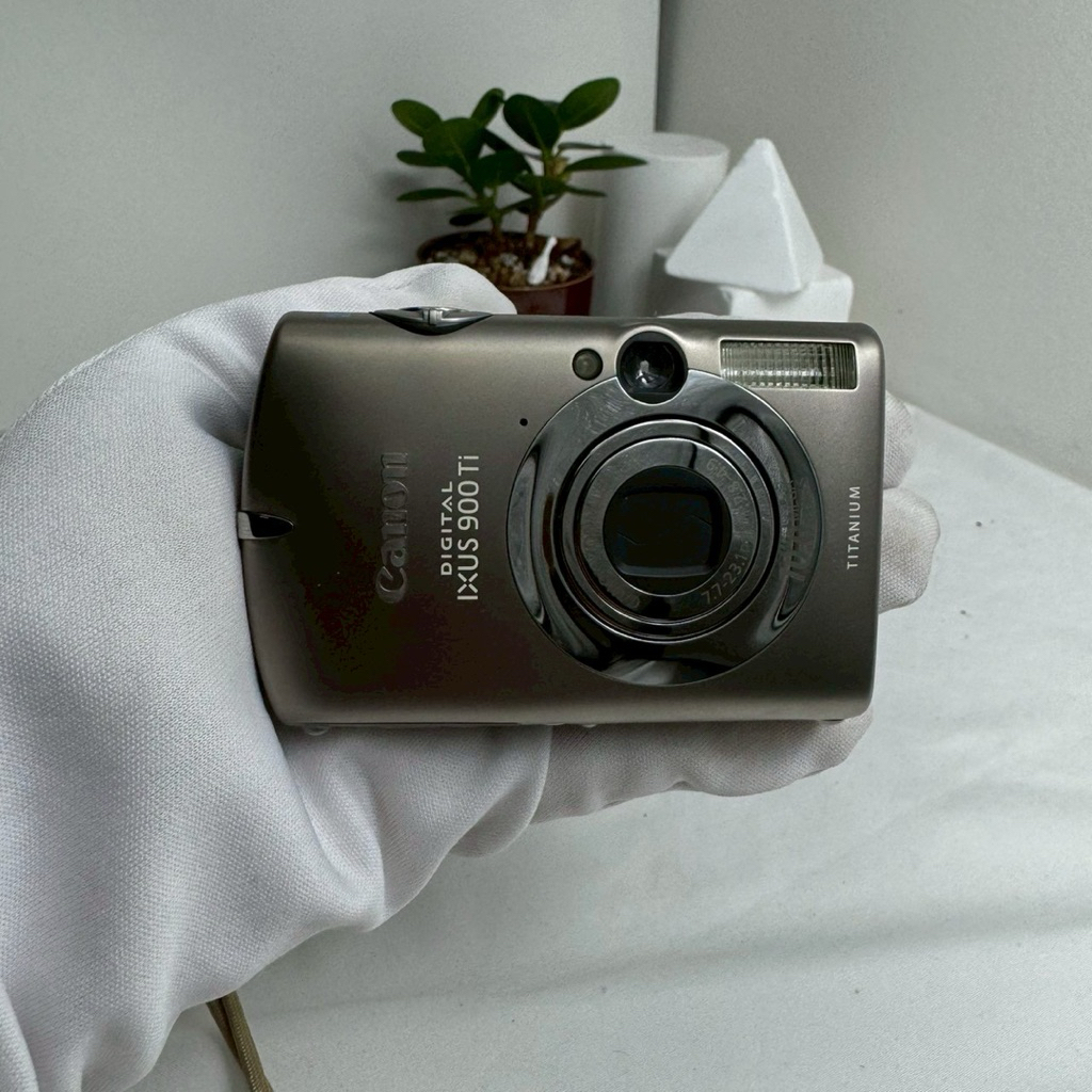 Canon IXUS900TI/IXY1000 (รุ่นหายากมากๆ)แฟลชไม่ออก