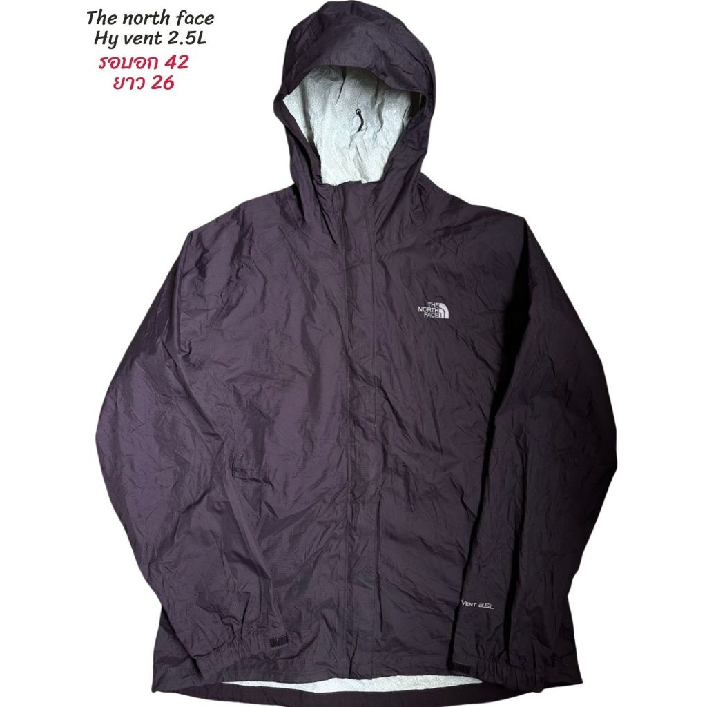 เสื้อ Thenorthface (TNF) มือสอง แท้100% Hyvent 2.5L อก 42 ยาว 26 มีตำหนิลอกบริเวณคอนิดหน่อยตามรูป