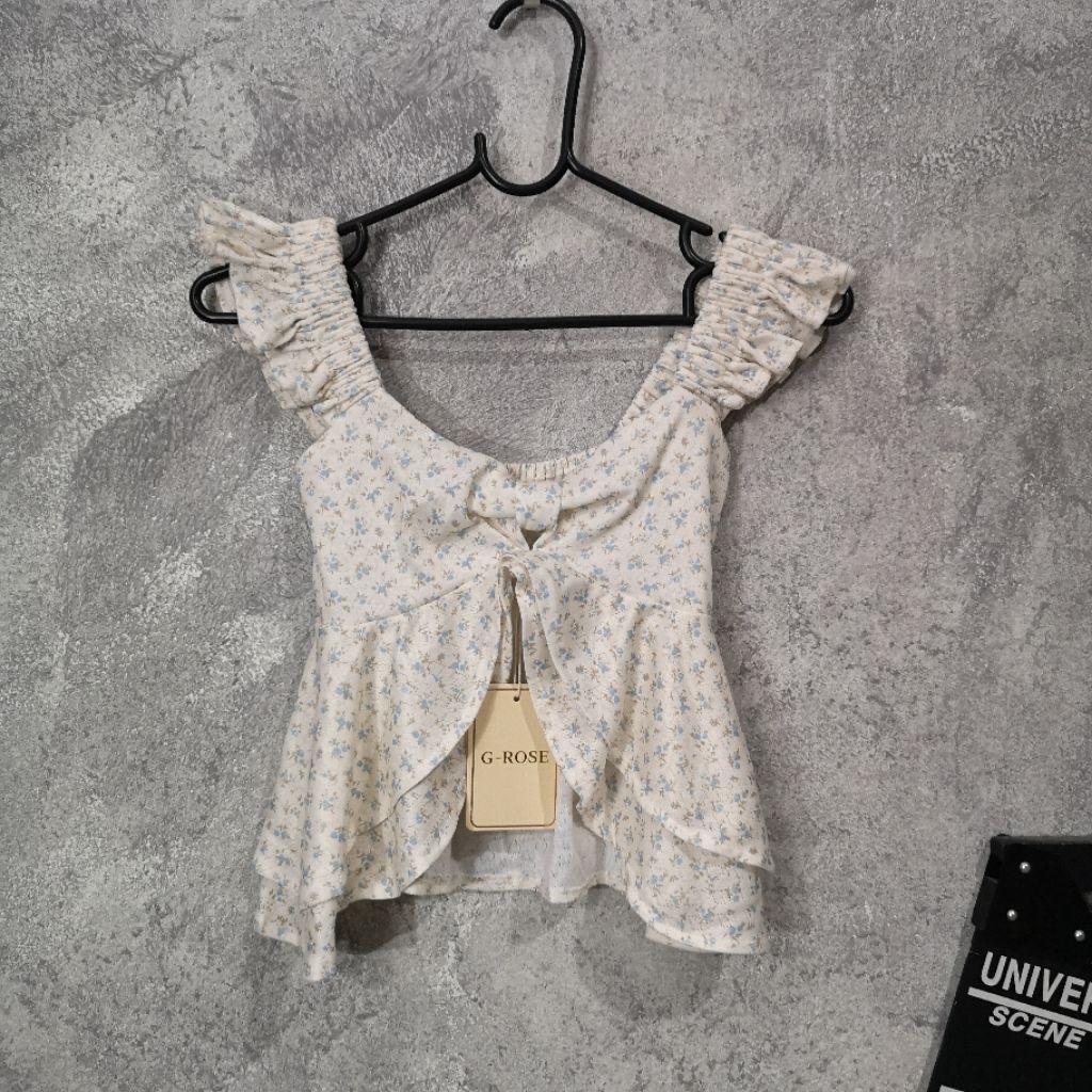 ผ้ามือหนึ่ง เสื้อครอปแขนระบาย ป้าย G-ROSE