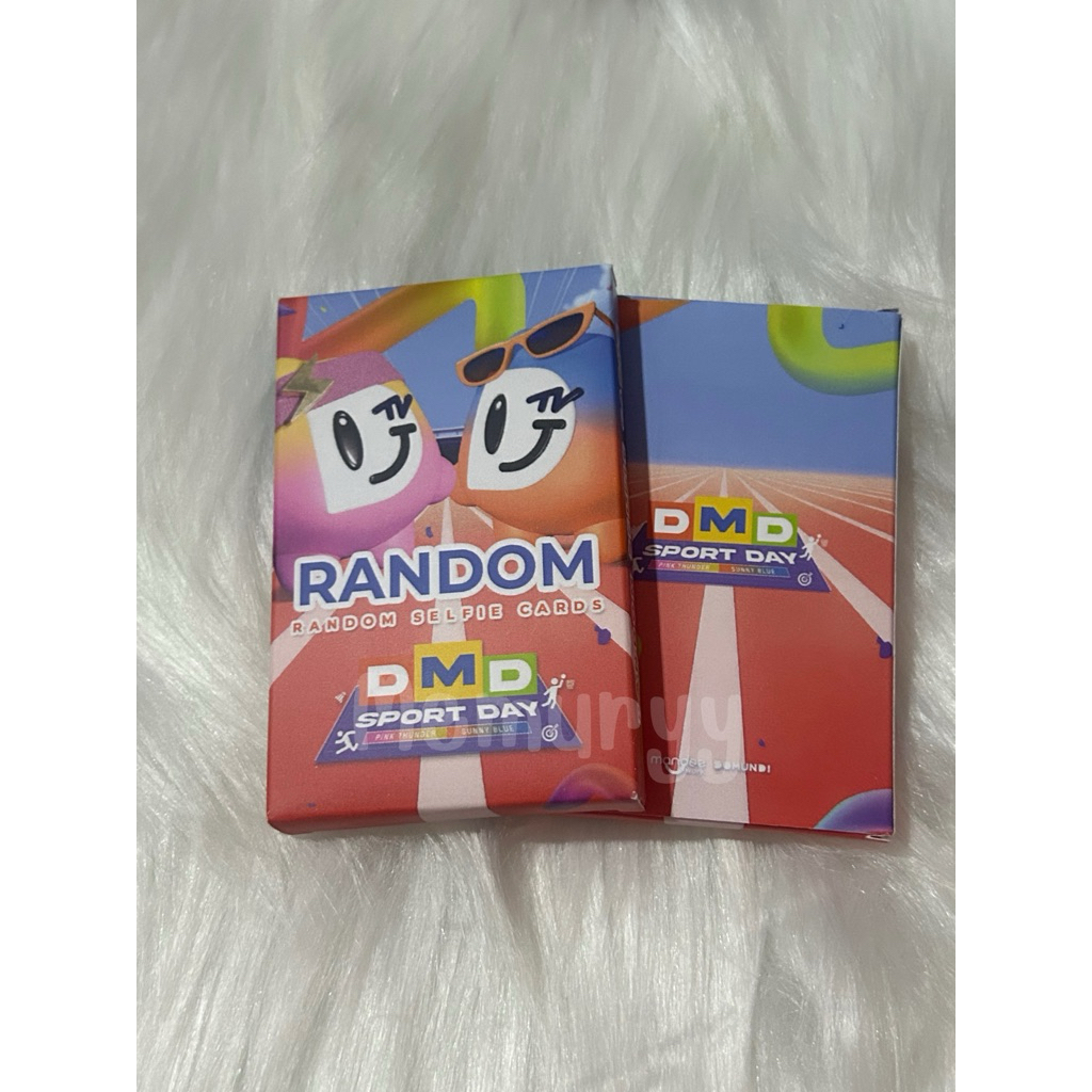 Random selfie card dmd sport day | All dmd