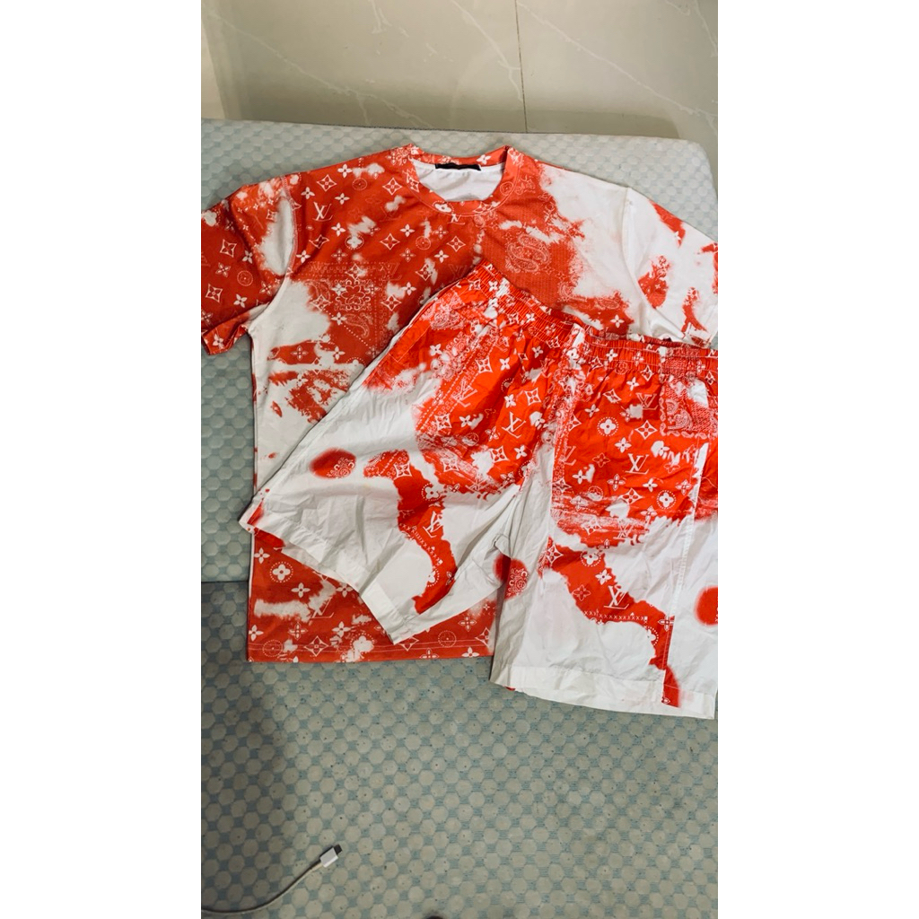 ชุดเซ็ทLVสีส้มขาว ไซร์XLอห42-44