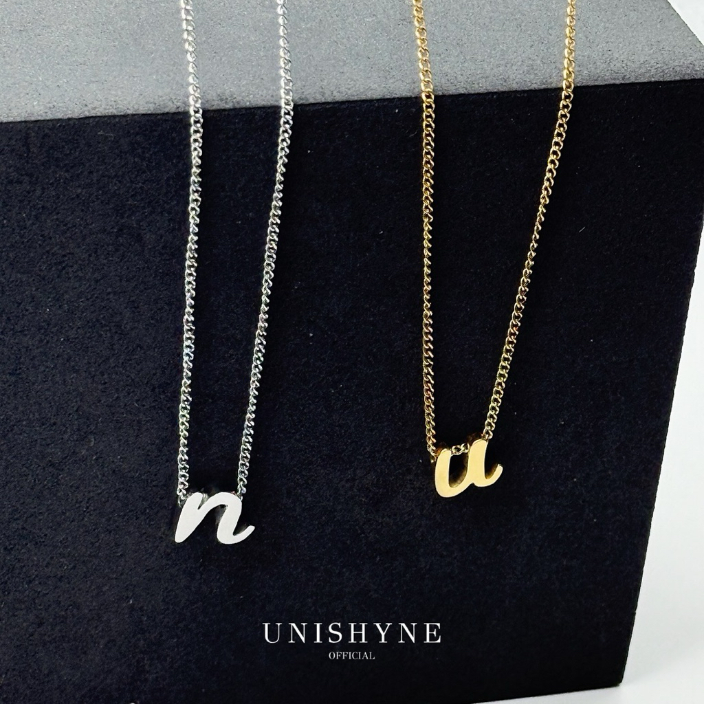 🤍unishyne | สร้อยคอจี้ตัวอักษรรุ่น Monotype(โมโนไทป์) จี้ตัวอักษรA-Z ยาว40+5cm.