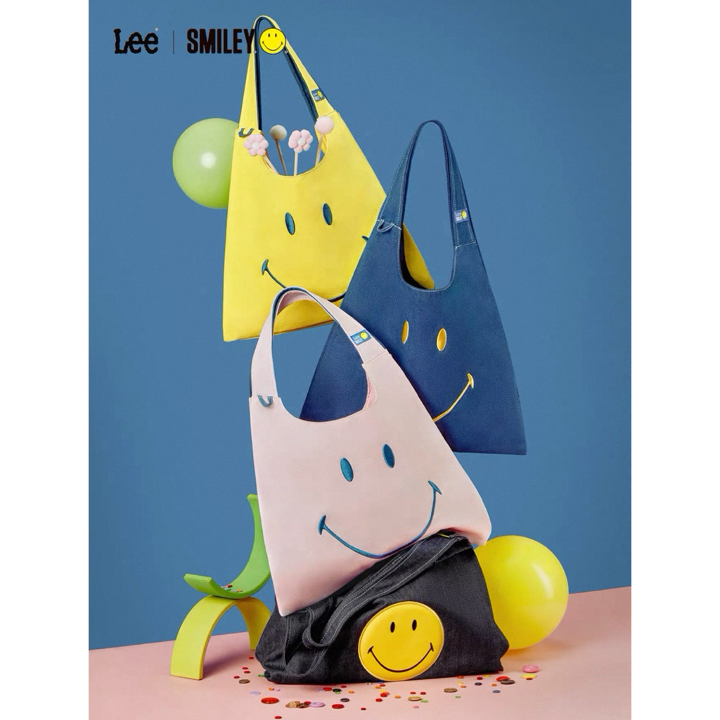 [Lee Official] กระเป๋าสะพายข้าง Lee x Smiley