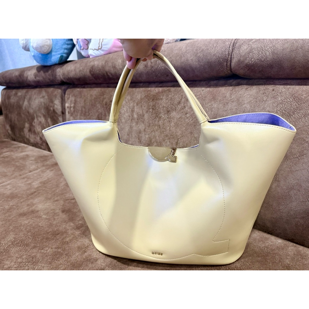 มือสอง_กระเป๋าใบใหญ่ QUINN สภาพดีมาก