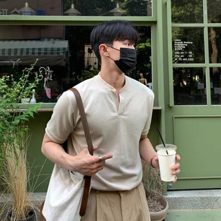 เสื้อแขนสั้นคอเฮนรีสำหรับผู้ชาย ตัดรูปสวยแสดงรูปร่าง ทันสมัยง่ายต่อการจับคู่