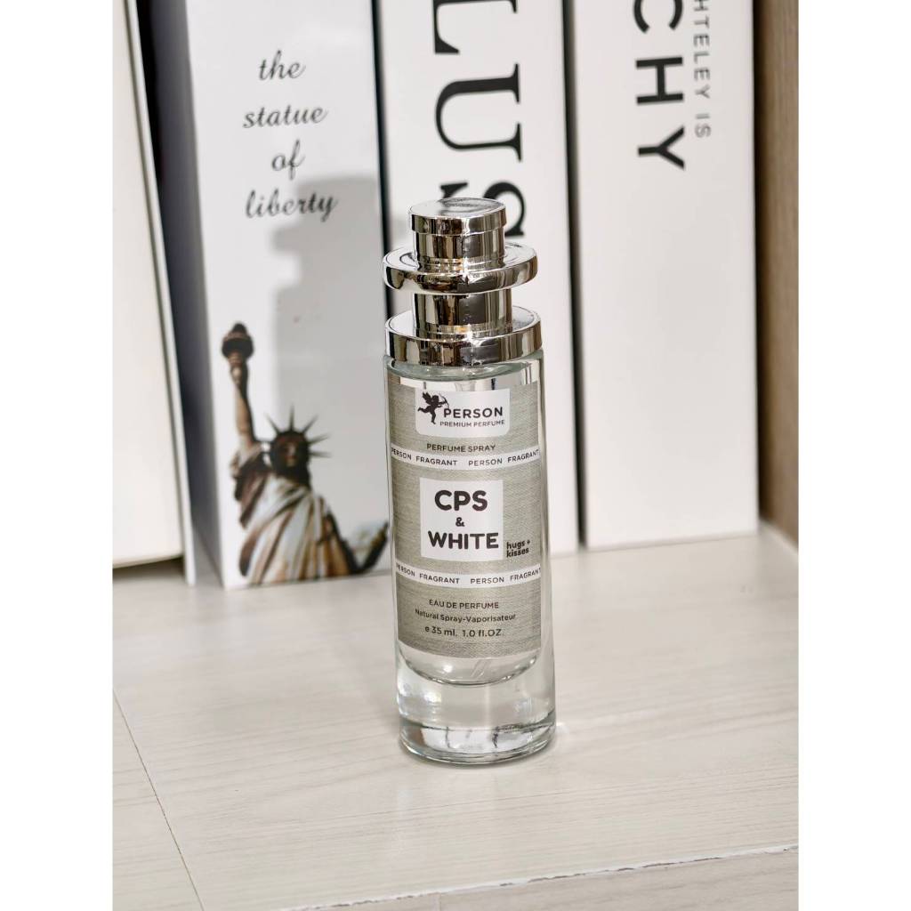 น้ำหอม CPS Chaps แช๊ป ขาว  35 ml. ขวด UFO คนตัวหอม
