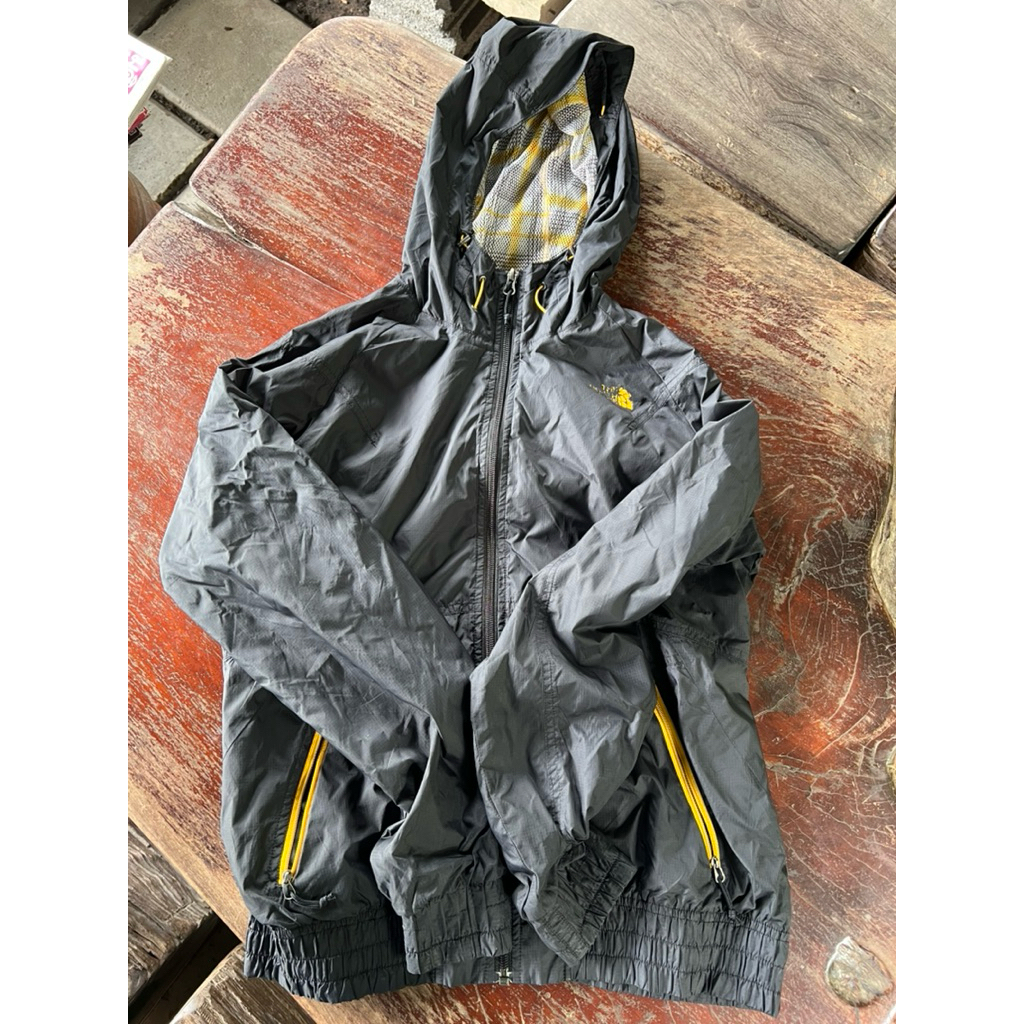 เสื้อ the north face มือสอง