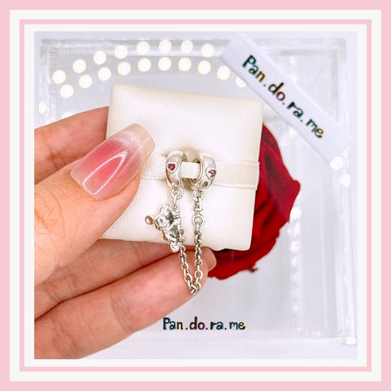 [พร้อมส่ง สินค้าแท้  ] เซฟตี้มิกกี้ Disney, Climbing Mickey Safety Chain (5 cm.)