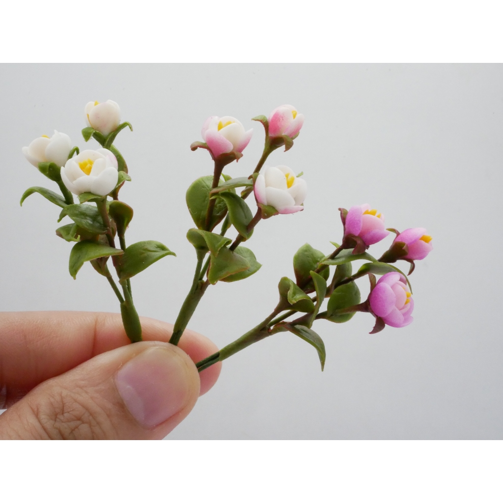 ดอกแมกโนเลีย ดินปั้น (ราคา/ชิ้น) Magnolia ดอกไม้ดินปั้นจิ๋ว ดอกไม้ ของจิ๋ว ของตกแต่ง miniature