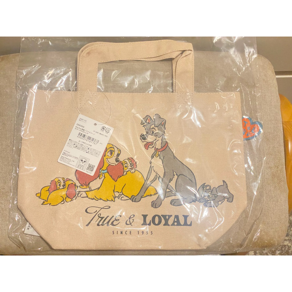 กระเป๋า Lady and the Tramp mini tote bag