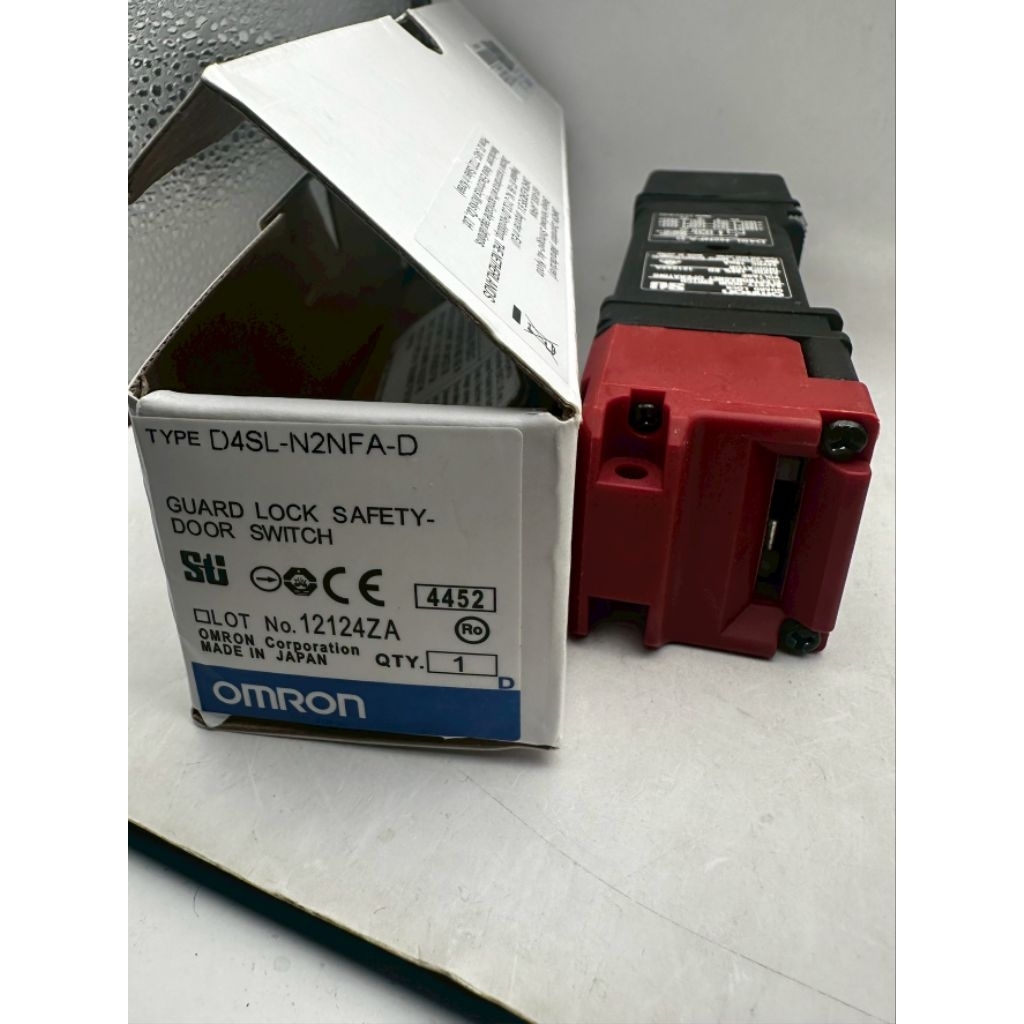 ลีมิตสวิตซ์D4SL-N2NFA-D.สินค้าของใหม่ราคายังไม่รวมvat ประกันสินค้า 60 วัน (เช็คสินค้าก่อนสั่ง)สินค้า