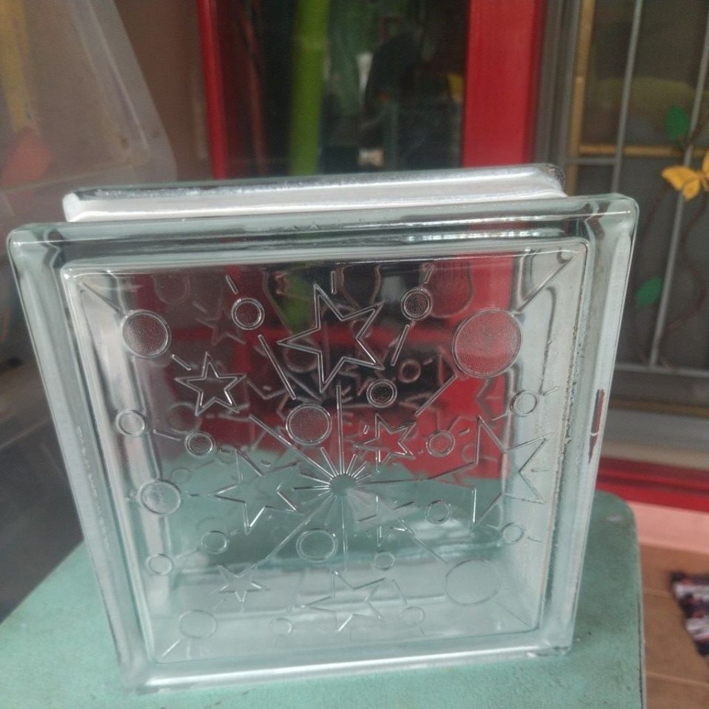 บล็อคแก้วช้าง 8x8 โปร่งแสง