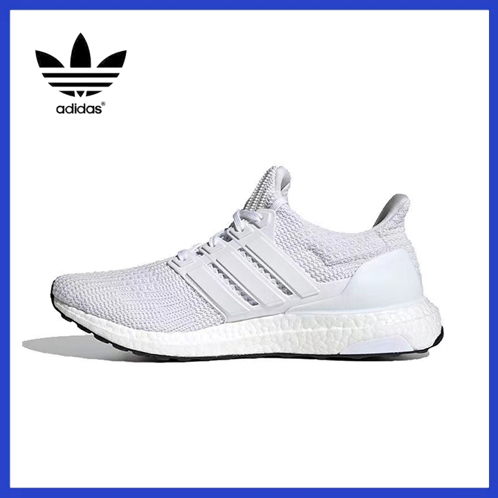 【พร้อมส่ง ของแท้ 100%】Ultraboost 4.0  รองเท้ากีฬาสำหรับบุรุษและสตรี unisex 36-45