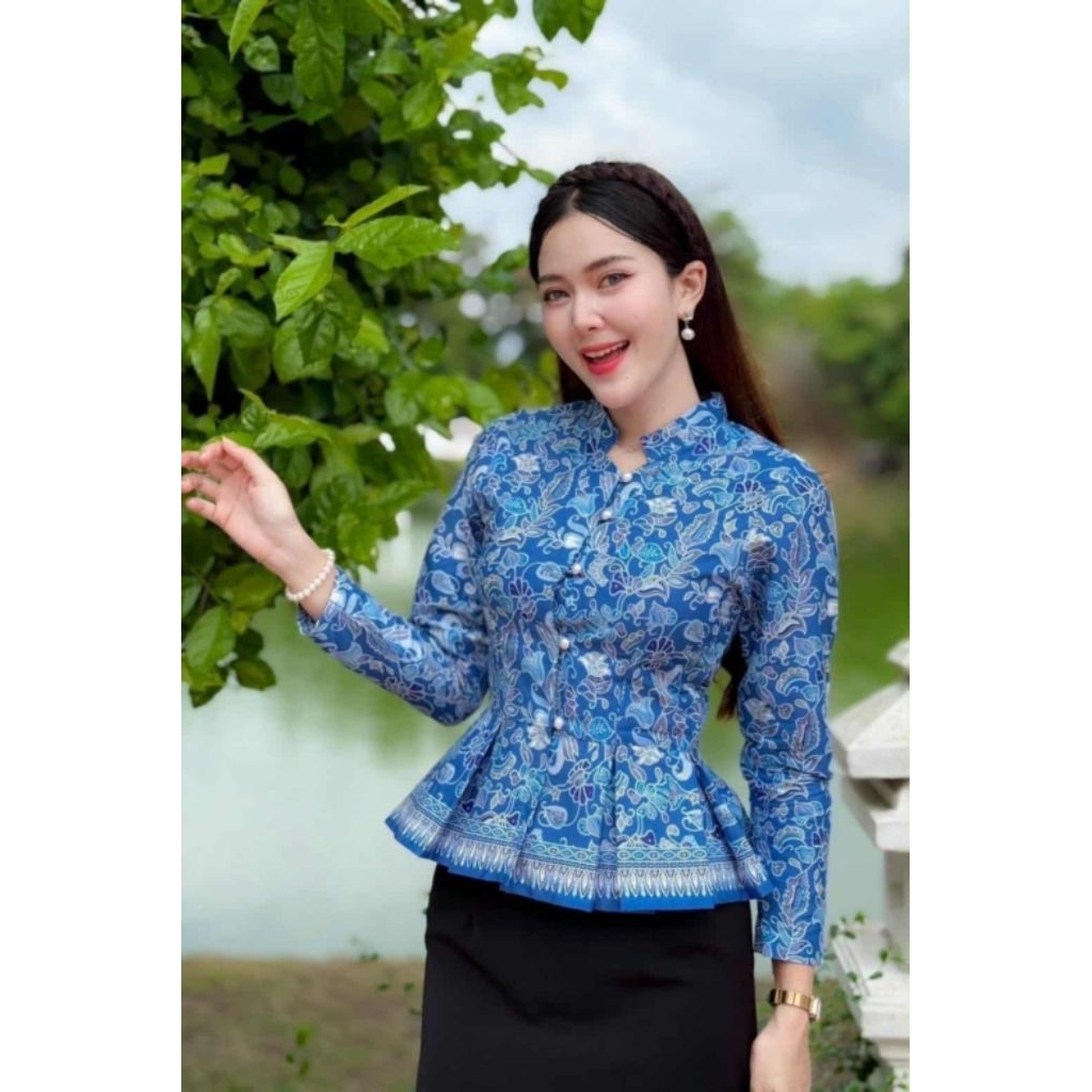 เสื้อหญิงแขนยาวสีดำและแขนสั่นสีดำผ้าคอตตอลลายตะขอพระราชทาน ราคา ถูกที่สุด ดีลบีเคเค แกลเลอรีภาพที่ 6