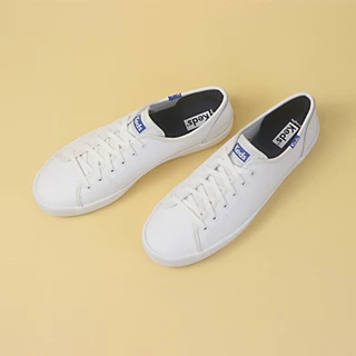 KEDS รองเท้าผ้าใบหนัง แบบผูกเชือก รุ่น KICKSTART LEATHER สีขาว ( WH57559 )