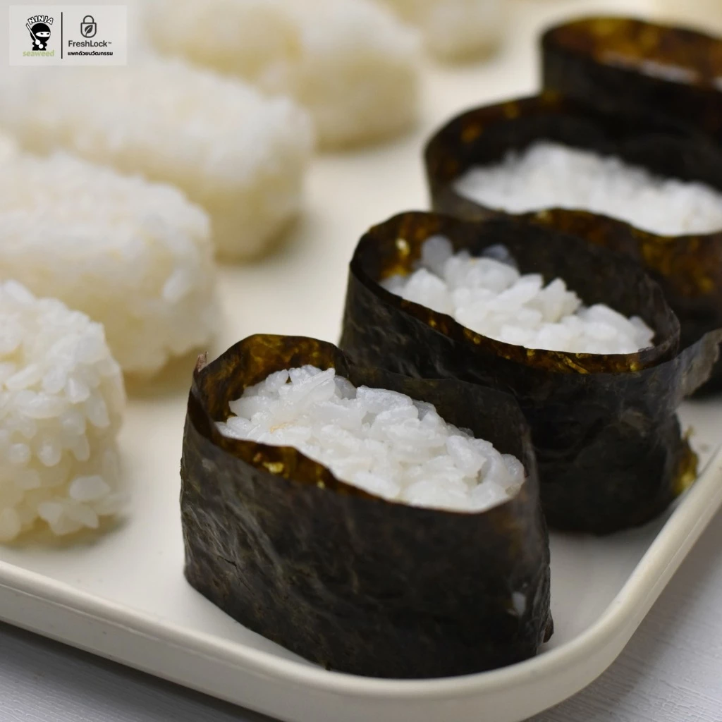 ชุดทำซูชิที่บ้าน พร้อมข้าวญี่ปุ่น น้ำปรุง สาหร่าย โชยุ วาซาบิ thumbnail 5