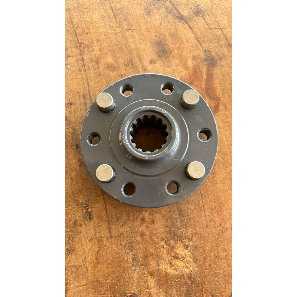 แผ่นกับเฟืองขับตะขาบ รถเกี่ยวข้าวคูโบต้า DC60 DC68 DC70 DC95 แถมฟรีปลั๊ก 4ตัว