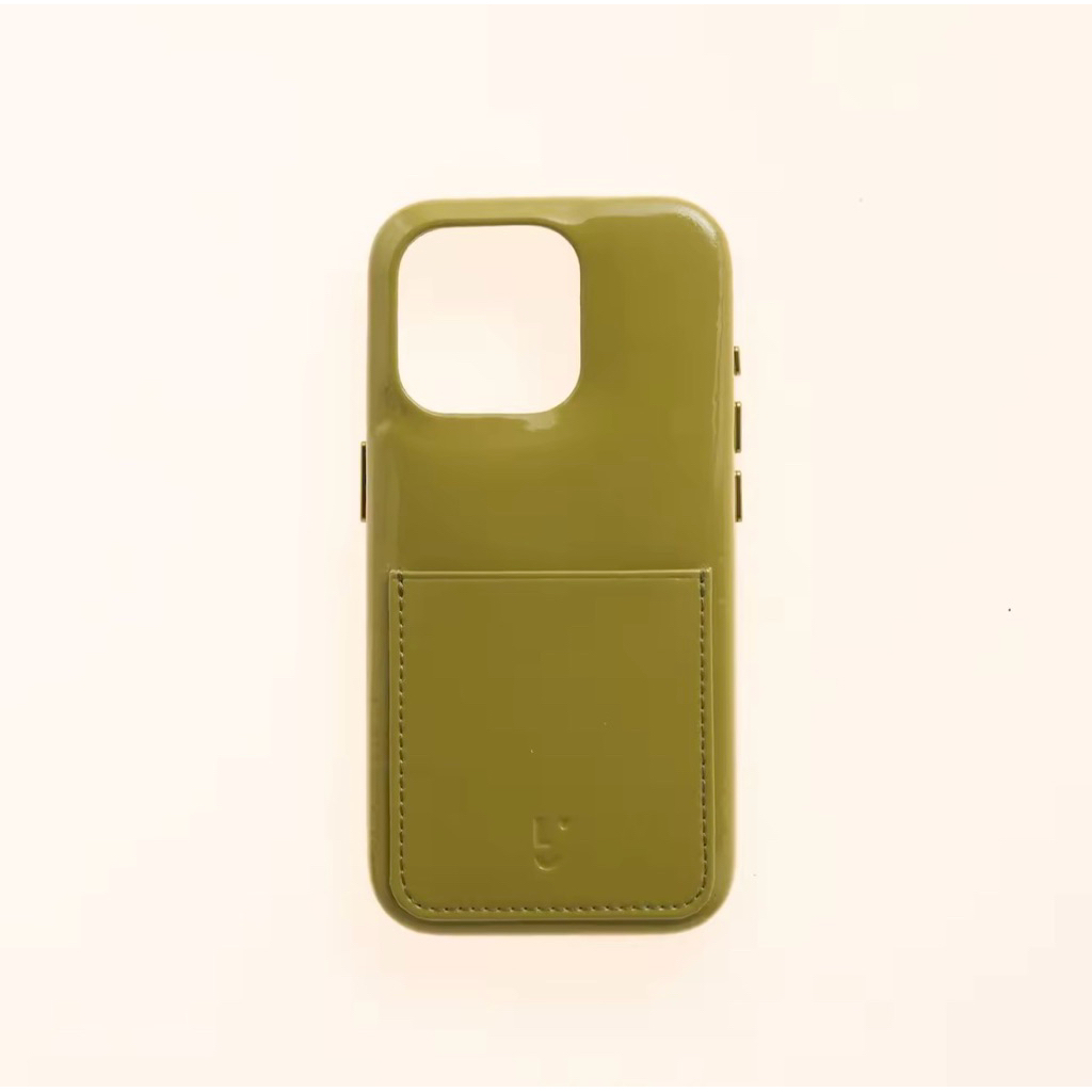 ส่งต่อเคสไอโฟน 13/14/15 The Local Collective Marshmallow Case in Olive