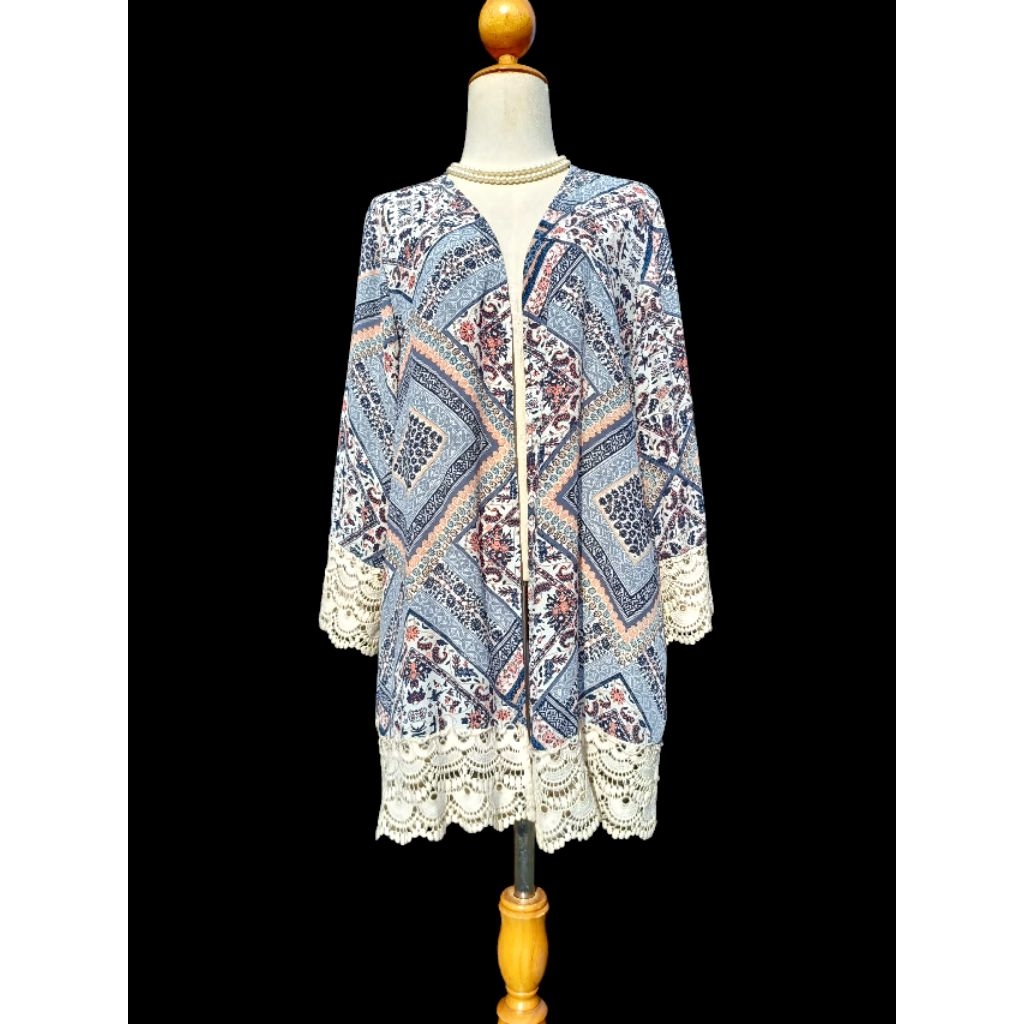 🩷 Chiffon Lacey Cardigan size Free🩷