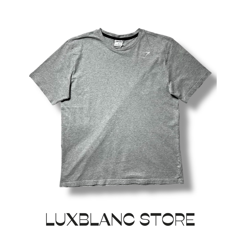 Gymshark เสื้อยืดมือสอง