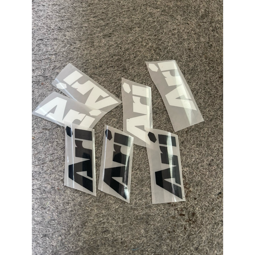 Flex(ตัวรีด) Ari ขนาดติดกางเกง  อกเสื้อ