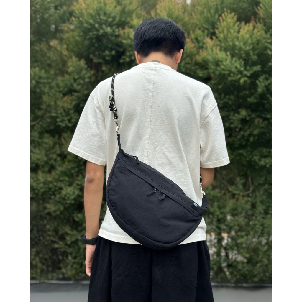 กระเป๋าสะพายสายเชือกพาราคอต ROVERS CROSSBODY BAG รุ่นสุดฮิต เลือกสีสายได้