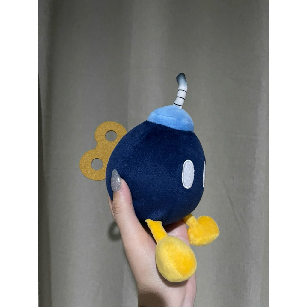 บ็อบ-บอมบ์ (Bob-omb) ตุ๊กตาระเบิดในมาริโอ้
