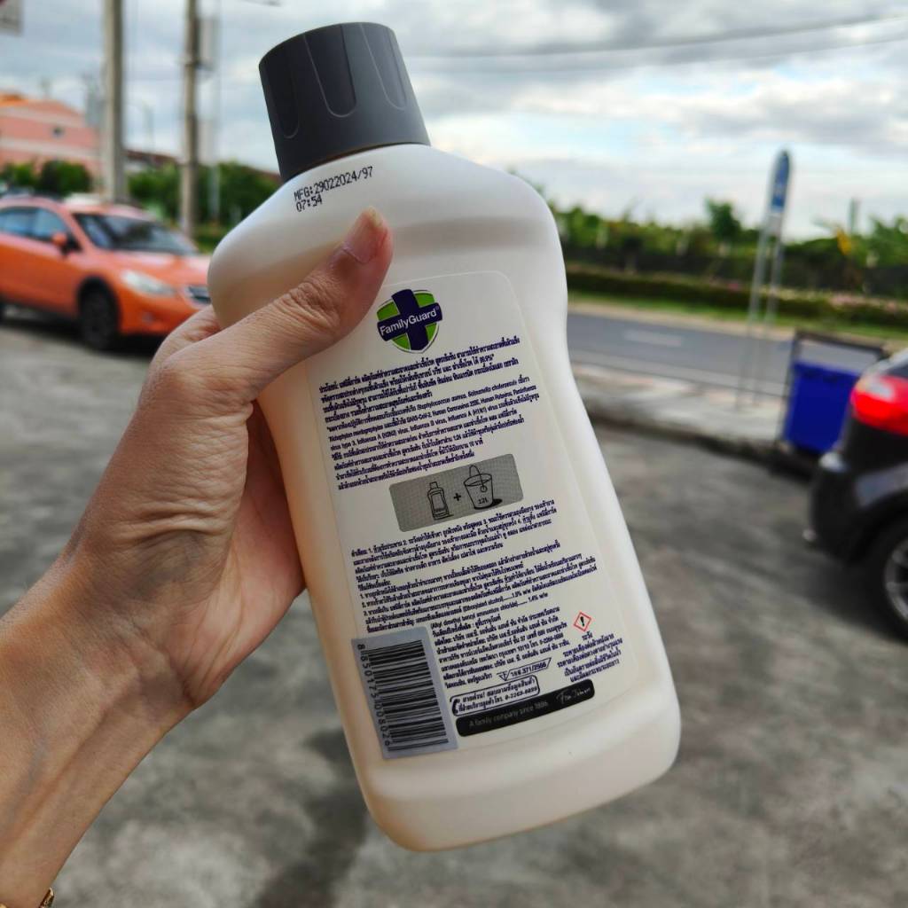 โปร 1 แถม 1 Family Guard แฟมมิลี่การ์ด น้ำยาทำความสะอาดและฆ่าเชื้ออเนกประสงค์ กลิ่นซันชายน์ - รูปที่ 2