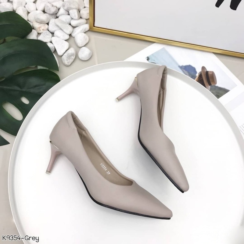 K9354 รองเท้าคัชชูหนังนิ่มงานสวยมาก สูง 2.5 นิ้ว ทรงสวย