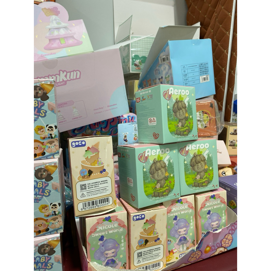 (sale) เฉพาะไลฟ์ โล๊ะแบบเอาสังคม กล่องจุ่ม ฟิกเกอร์