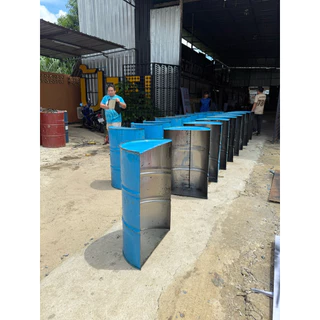 ถังเหล็ก 200ลิตร ขนาด 58x89x30cm. น้ำหนัก 9กก. ผ่าครึ่ง ทำเตาปิ้งย่าง รองอาหารสัตว์ Diy ต่างๆ