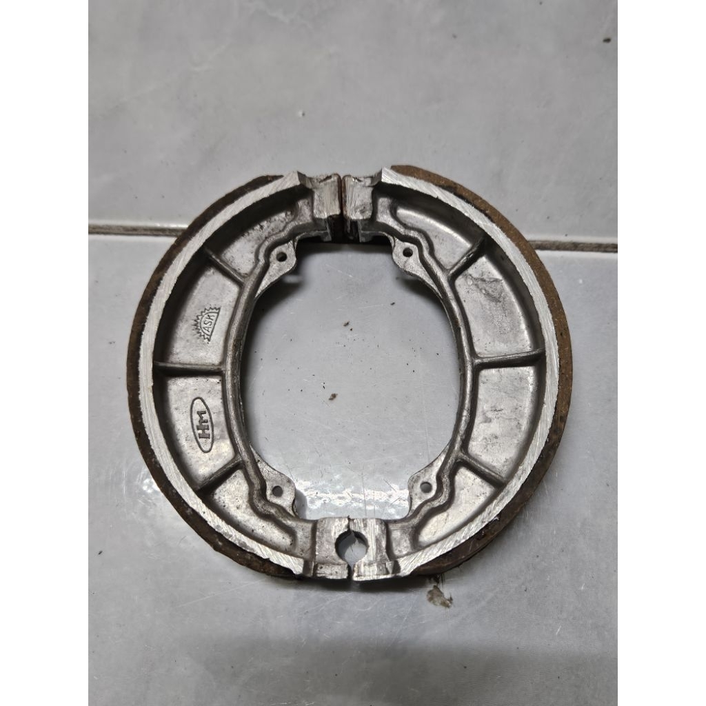 ผ้าเบรค ล้อหลัง ใหม่เก่าเก็บ Honda CD125 CD125E สองสูบ ฝากระเป๋าเล็ก