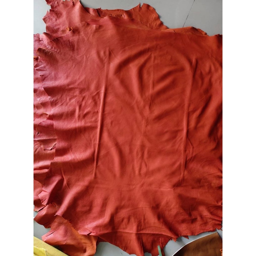 หนังแกะ​ หนา​0.7-1มิล​ หนังแท้💯% ราคา/แผ่น