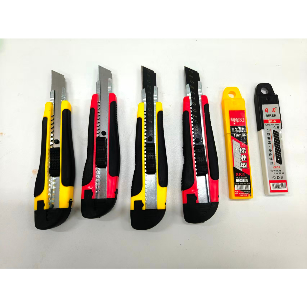 พร้อมส่ง..คัตเตอร์ ใบมีดคัตเตอร์ คัตเตอร์ 18mm ใบมีดคม อเนกประสงค์ พกพาง่าย