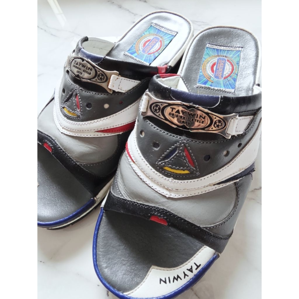 รองเท้าแตะ Taywin Original style