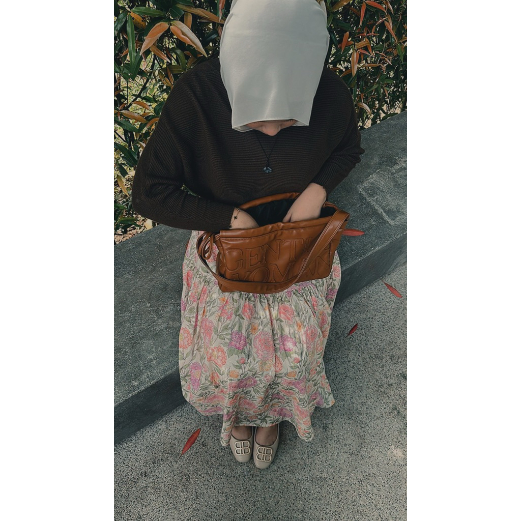 พร้อมส่งในไทย กระโปรงลายดอกตัวดัง Floral skirt ผ้าคอตตอนพิมพ์ลายสวนดอกไม้ สีสดใส เอวยางยืด ทรงบาน ฟรีไซส์ - รูปที่ 3