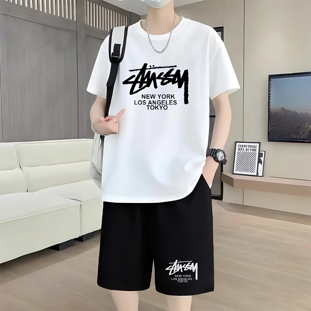 ชุดแฟชั่นชาย ชุดเช็ตผู้ชาย แขนสั้นผ้าเย็นเสื้อยืดผ้านุ่มชุดสูทผู้ชายฤดูร้อนใหม่แฟชั่นเกาหลีสลิมหลาใหญ่ กีฬาสองชิ้น