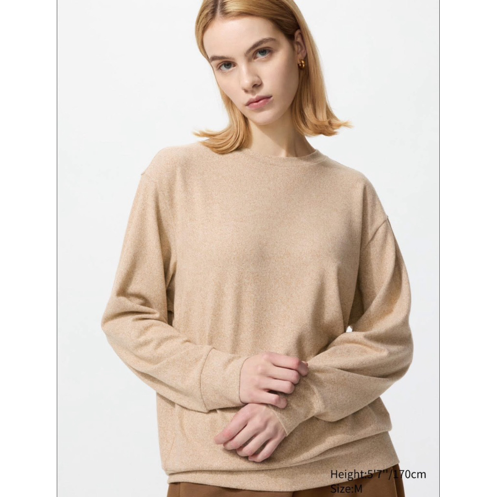ส่งต่อ Uniqlo - เสื้อกันหนาว uniqlo : soft knotted fleece crew เสื้อสเวทเตอร์ (sweater) เสื้อกันหนาว