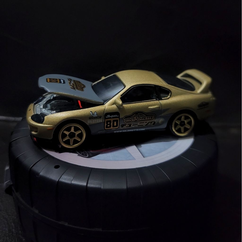 toyota supra jza80 สีทอง หายาก