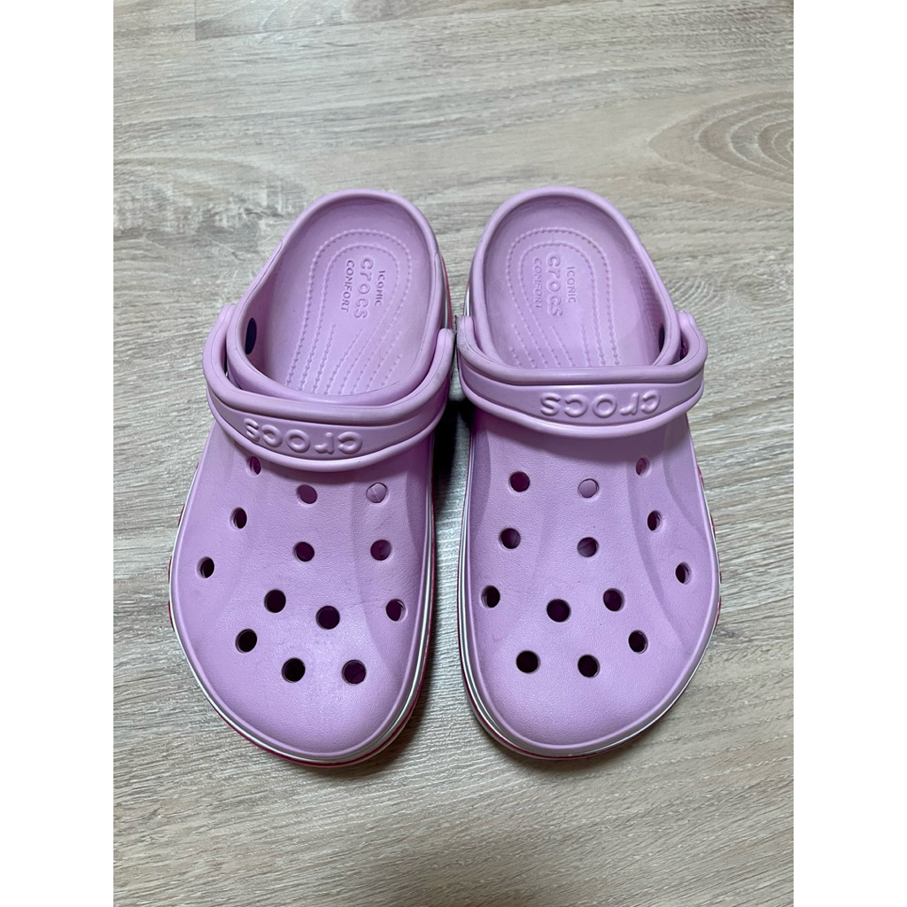 รองเท้า Crocs size 38.5-39.5 M6 W8 มือ2