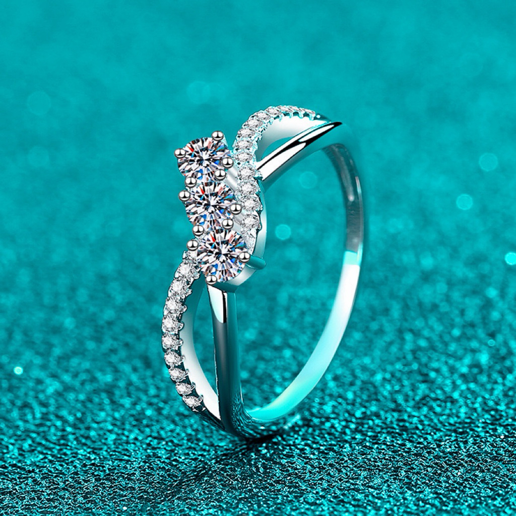 Relaya gem แหวนเพชรโมอีส เพชรรวม 40 ตังค์ เงินแท้ 92.5% ชุบทองคำขาว 14k