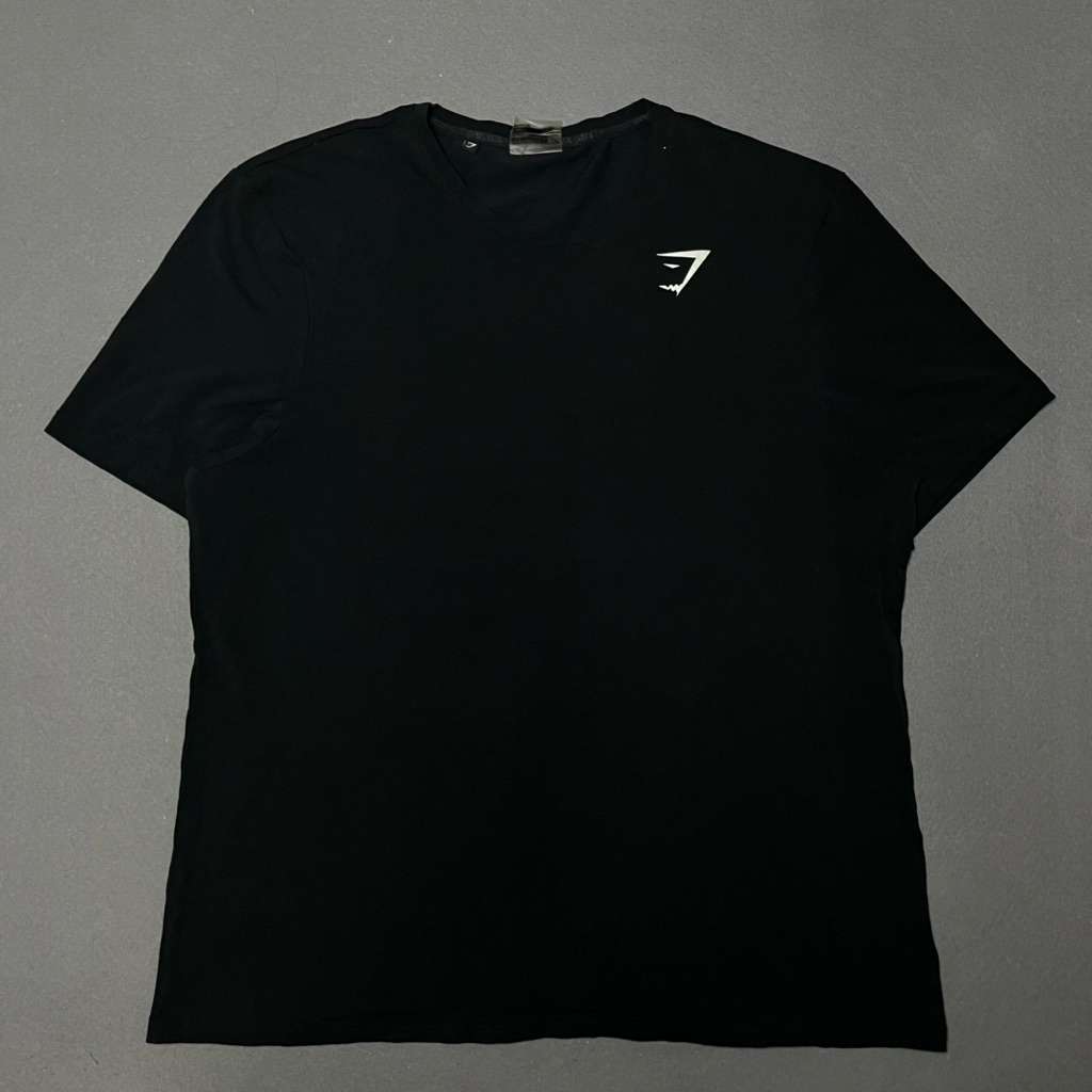 Gymshark แขนสั้น (มือสอง)