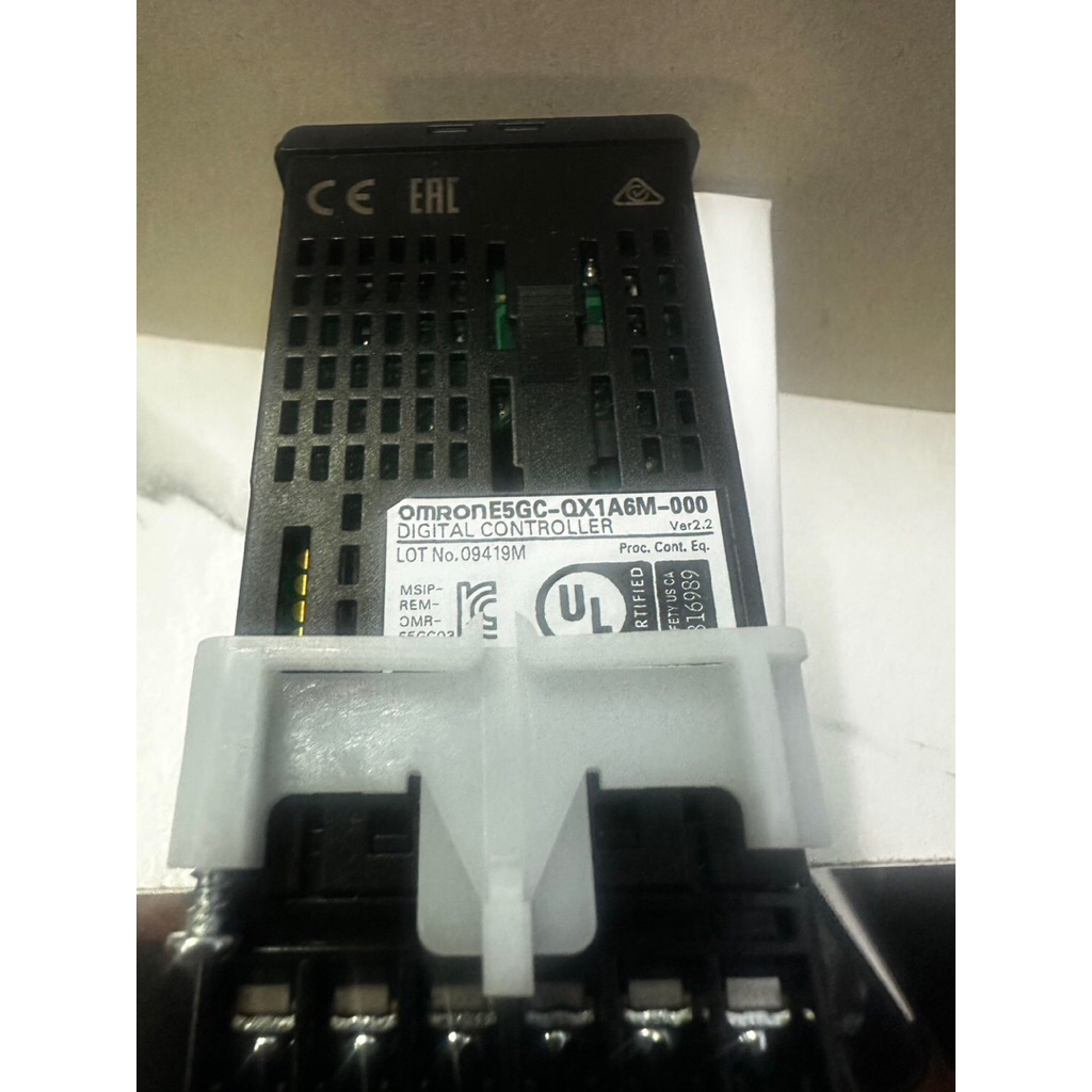 จอ E5GC-QX1A6M-000 Input. MULTI-RANGE  VOLTS 100to 240 VAC.     50/60Hz.  ราคาไม่รวมvat ประกันสินค้า