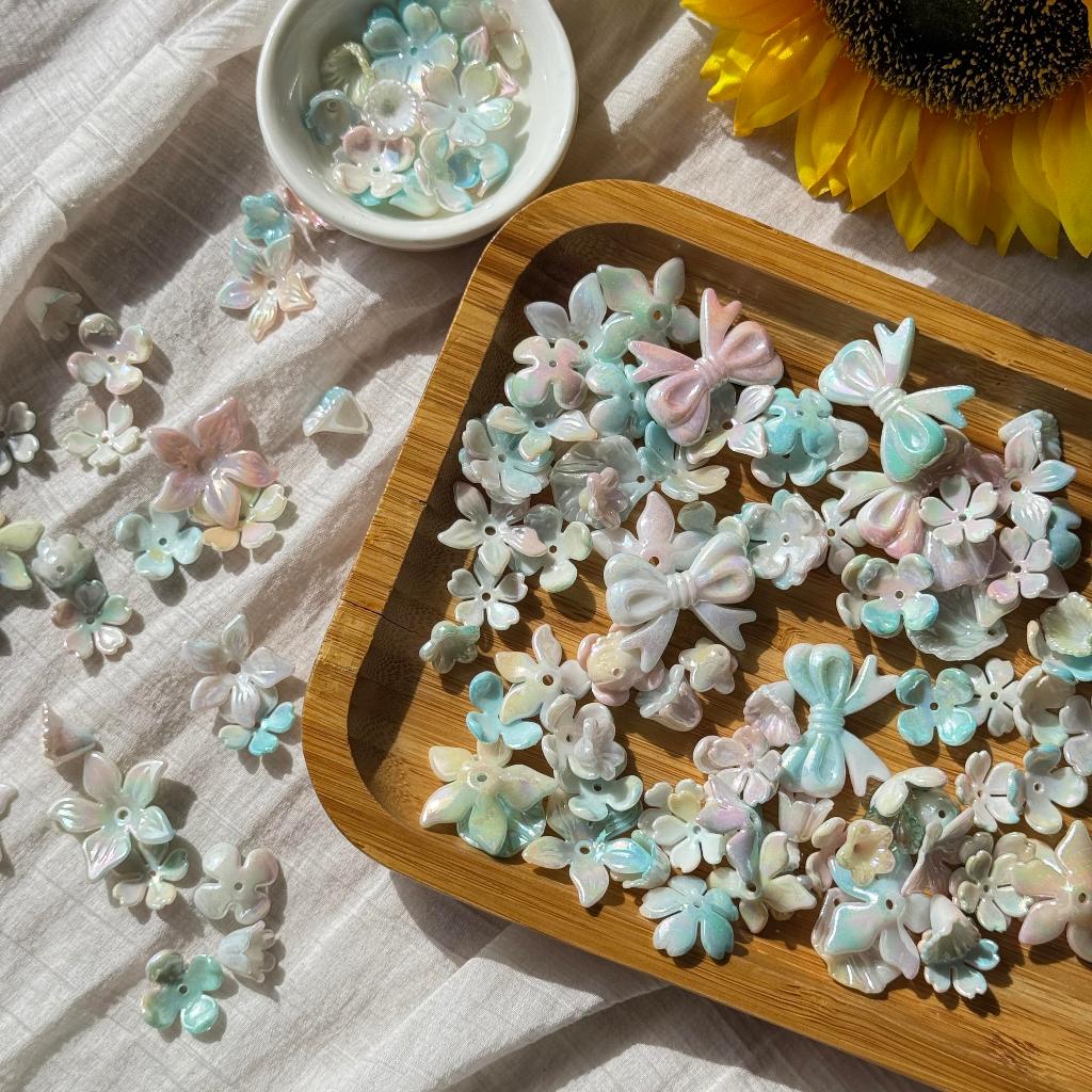 (มีส่งด่วน!!)จี้อะคริลิคแบบผสม แนว fairy เคลือบ AB 20 กรัม DIY